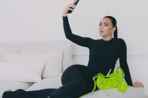 Kim Kardashian 出镜 Balenciaga 最新形象广告大片