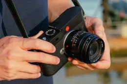 Leica 为 Classic Line 重现罕见 1960 年代美国海军间谍镜头