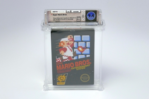 美国最早的游戏版本之一《Super Mario Bros.》绝版游戏片以$55 万美元售出