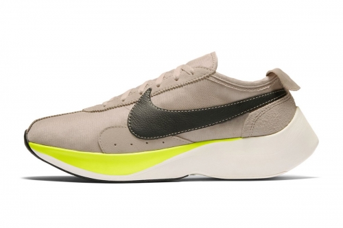 抢先预览 Nike 全新鞋款 Moon Racer