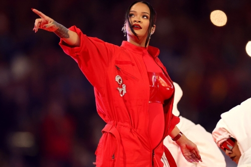 蕾哈娜 Rihanna 演出 2023 超级碗 Super Bowl 中场秀正式放送