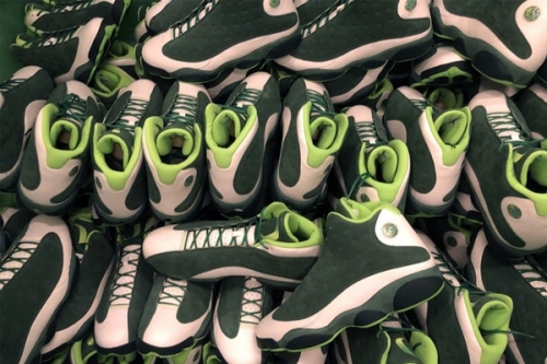 Air Jordan 13「Oregon」PE 专属鞋款意外曝光