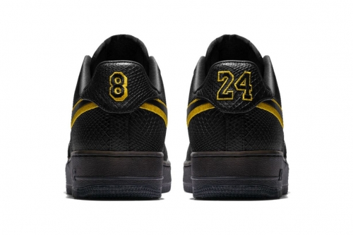 Nike 为 Kobe Bryant 球衣退役仪式打造特别版 Air Force 1 及 T-Shirt