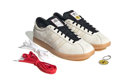 The Stone Roses 及 Manchester United 携手 adidas 推出全新 Tobacco 联乘鞋款