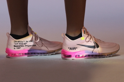 抢先预览 Virgil Abloh × Serena Williams × Nike 三方联乘企划造型录