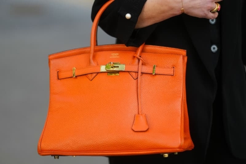 荣登全球最有价值的奢侈品公司,Hermès 宣布将扩大包袋产能