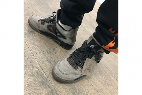 Travis Scott × Air Jordan 4 亲友限定鞋款曝光