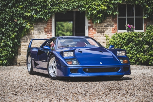 稀有蓝色车漆涂装 1989 年 Ferrari F40 展开拍卖