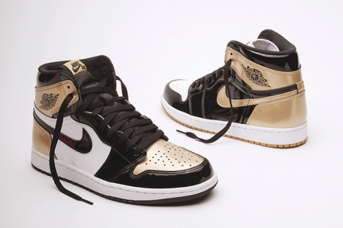 Air Jordan 1 全新「Gold Top 3」黑金配色鞋款