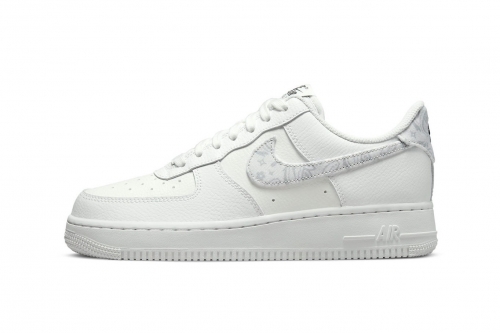 Nike Air Force 1 最新配色「White Paisley」鞋款发布