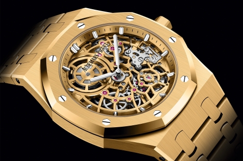 Audemars Piguet 正式发表全新 18K 黄金镂空 Royal Oak Jumbo 表款