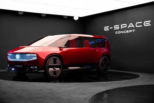 雷诺 E-Space 概念车亮相巴黎车展,六座灵活座舱重塑家用电动 MPV