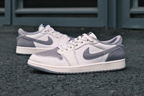 Air Jordan 1 Low OG 最新配色「Atmosphere Grey」鞋款率先曝光