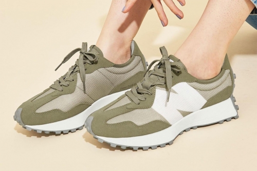 BEAUTY & YOUTH 推出全新 New Balance 327「Olive」定制配色