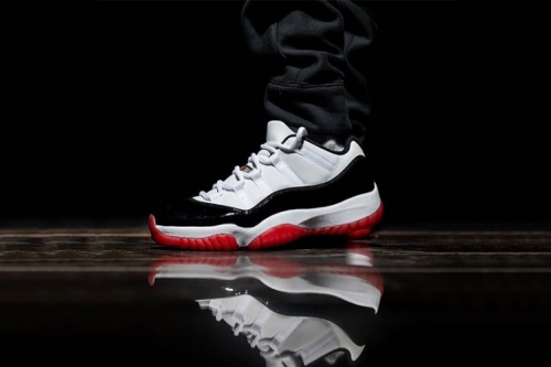 近赏 Air Jordan 11 Low 全新配色「White Bred」鞋款上脚图辑