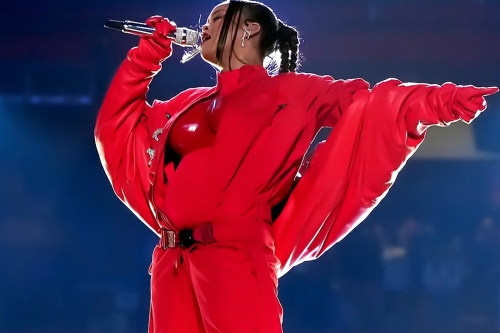 蕾哈娜 Rihanna 受访透露希望新专辑能于今年发行