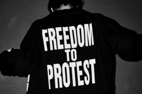 NEIGHBORHOOD 携手 Katharine Hamnett 推出胶囊系列