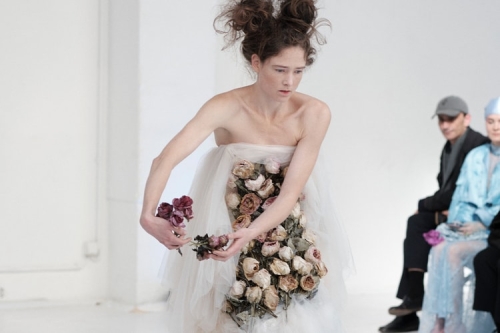 Caroline Hú 2026 秋冬系列亮相