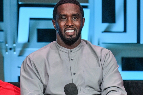 Diddy 母校 Howard University 正式撤除其荣誉学位并退回百万美元捐款