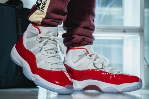 Air Jordan 11 最新配色「Cherry」实鞋率先亮相