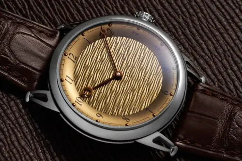 De Bethune 发布全新 DB25xs Sand Winds 腕表，搭载钛金属表壳