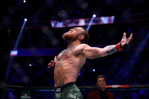 拳王归位－Conor McGregor 回归赛仅以 40 秒便 KO 对手 Donald Cerrone