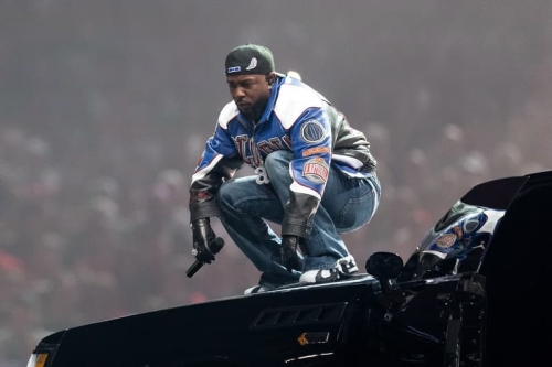 Kendrick Lamar 超级碗着用 Nike Air DT Max '96 销量飙升 413%