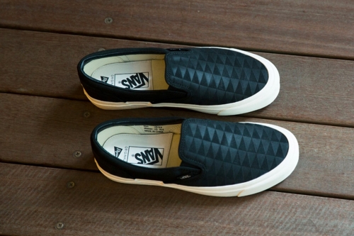 Vans × Pilgrim Surf+Supply 全新联名 Slip-On 鞋款上架