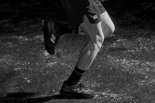 New Balance × Dover Street Market 全套跑步联乘系列上架，蓄势冲线开跑