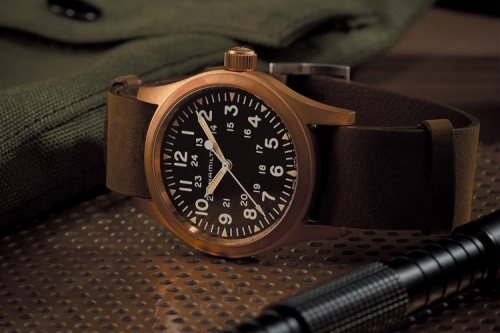 Hamilton 推出全新青铜材质 Khaki Field Mechanical 表款