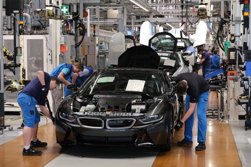 宝马 BMW 计划旗下电动车销量于 2021 年增加一倍