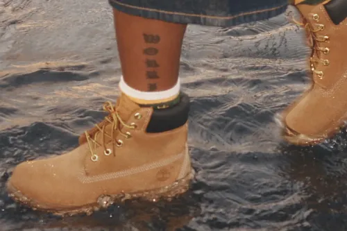 Timberland 推出 Timberland 25 轻量防水靴