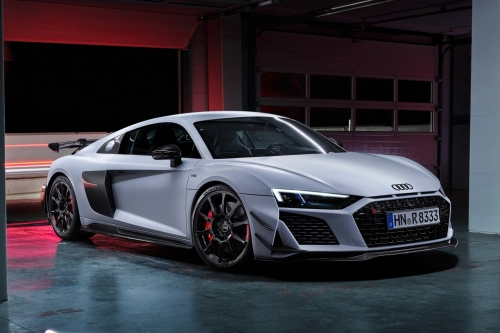 奥迪 Audi 正式发表历代最强悍 R8 车型 Coupé V10 GT RWD