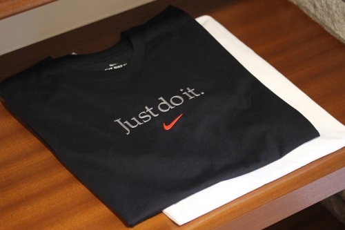 Nike 推出全新「JUST DO IT」T-Shirt 系列