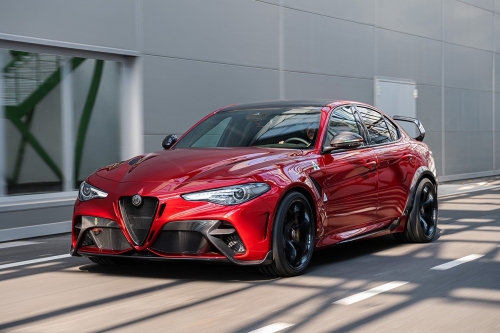 阿尔法·罗密欧 Alfa Romeo 推出 Giulia Quadrifoglio GTA & GTAm 全新车型