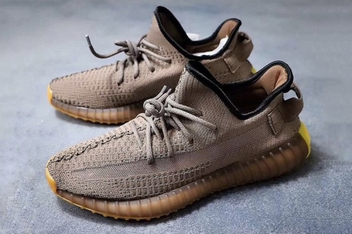 YEEZY BOOST 350 V2 最新配色「Earth」、「Tail Light」、「Flax」将采地区限定发售