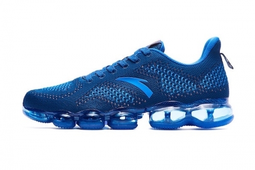 安踏挪用 Nike Air VaporMax 气垫大底推出全新跑鞋设计