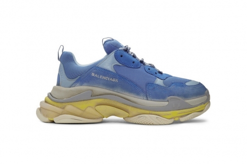 SSENSE 独占 Balenciaga Triple S 全新配色鞋款