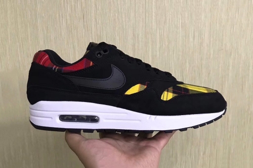 抢先预览 Nike Air Max 1 全新配色设计「Plaid」鞋款