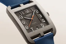 Hermès 全新 Cape Cod Titanium:演绎运动感优雅新风格