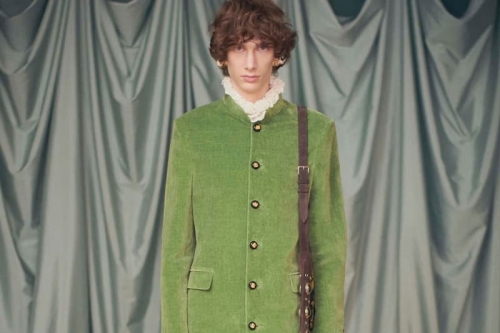 华伦天奴 Valentino 2024 年财报公开,利润大幅下滑 22%