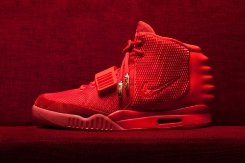 球鞋卖家声称 StockX 弄丢了他的 Nike Air Yeezy 2「Red October」