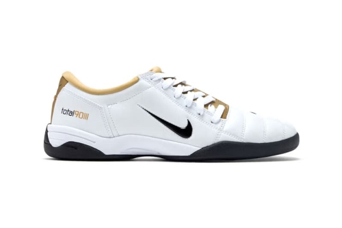 Nike Total 90 「白金」配色鞋款重磅回归,奢华再升级