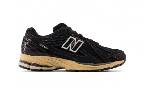 率先近赏 New Balance 复刻鞋款 1906R 全新黑色造型