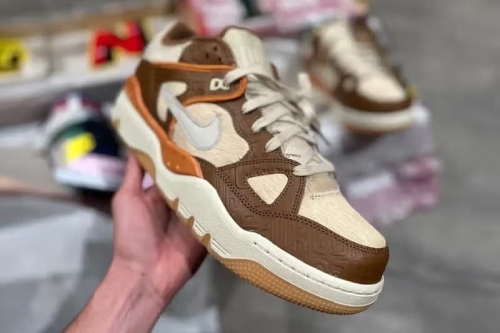 Nigo × Nike Air Force 3 Low 全新配色「Light British Tan」鞋款率先曝光