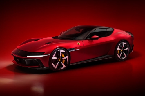 法拉利 Ferrari 正式发表全新 V12 旗舰超跑车型 12Cilindri