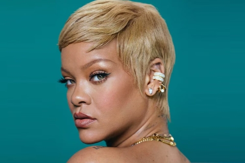 Rihanna 与 Fenty Beauty 宣布推出全新发妆品牌 Fenty Hair