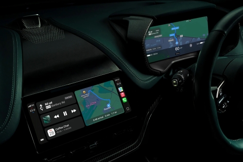 Apple 与 Aston Martin 携手推出全新次世代车载体验 CarPlay Ultra