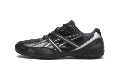 ASICS Hypersync 最新配色「Graphite Grey」鞋款率先曝光