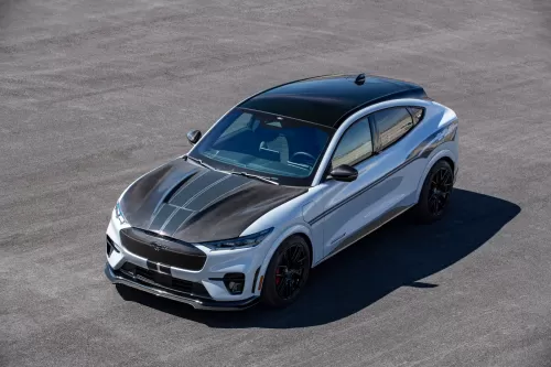 福特野马跑车系列 Shelby 首款电能车型 Mach-E GT SUV 推出全新限量改装版本